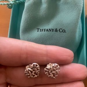 Tiffany Paloma Picasso Olive Leaf Heart Earrings